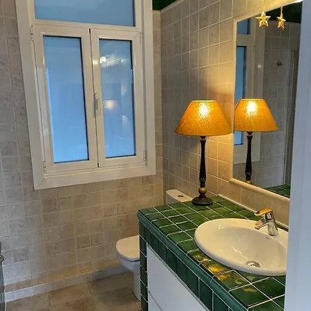 Apartamento Al Lado De Maria Pita Y Del Puerto. Apartment *
